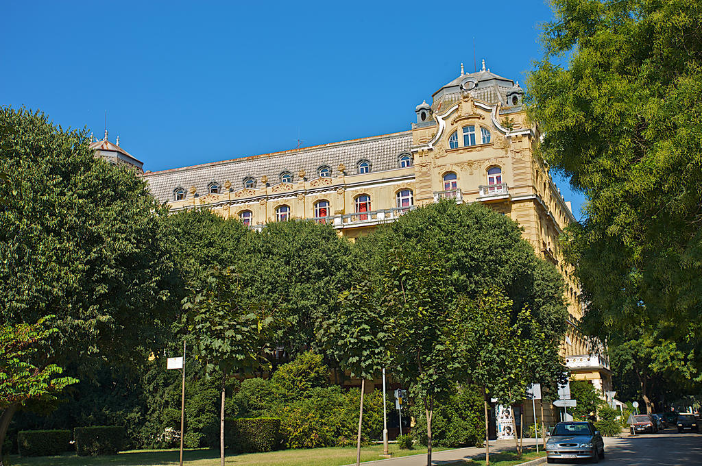 Guest House Hotel Riviera Pula Eksteriør billede